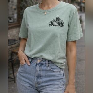 H&M Green Sunrise Graphic Tee Size S Casual Cotton Short Sleeve T-Shirt